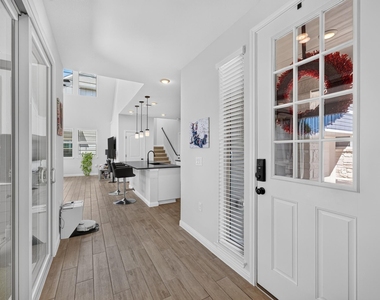 9105 Hamadryas Dr - Photo Thumbnail 2