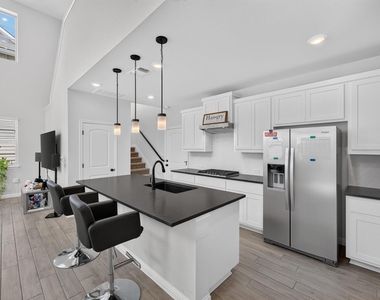 9105 Hamadryas Dr - Photo Thumbnail 5