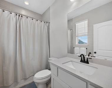9105 Hamadryas Dr - Photo Thumbnail 18