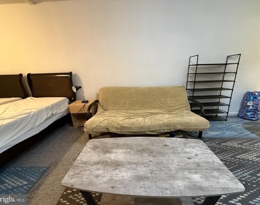 2141 Nw I Street Nw - Photo Thumbnail 3
