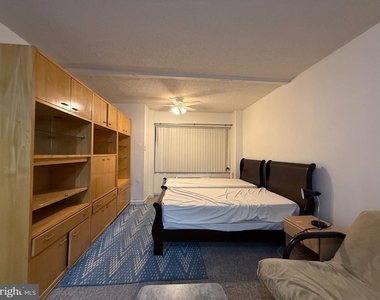 2141 Nw I Street Nw - Photo Thumbnail 2
