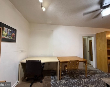 2141 Nw I Street Nw - Photo Thumbnail 4