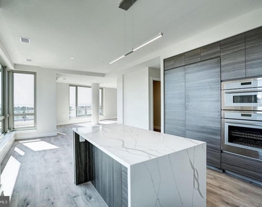 1331 Maryland Sw - Photo Thumbnail 11