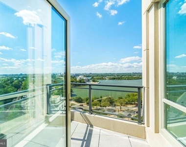 1331 Maryland Sw - Photo Thumbnail 17