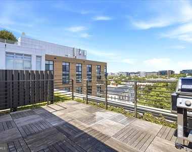 646 H Street Ne - Photo Thumbnail 28