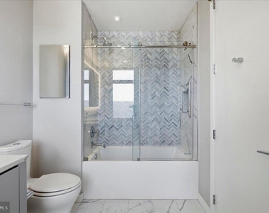 646 H Street Ne - Photo Thumbnail 32
