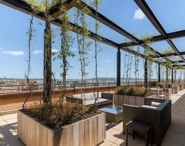 1010 Massachusetts Avenue Nw - Photo Thumbnail 8