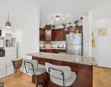 1260 21st Street Nw - Photo Thumbnail 6