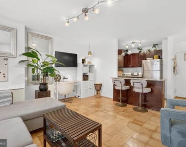 1260 21st Street Nw - Photo Thumbnail 4