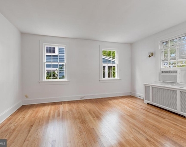 4215 Chesapeake Street Nw - Photo Thumbnail 17