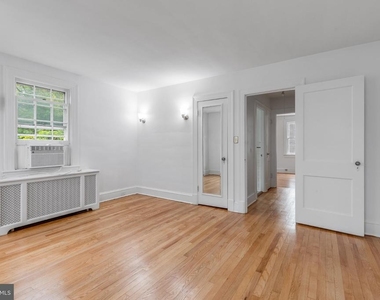 4215 Chesapeake Street Nw - Photo Thumbnail 18