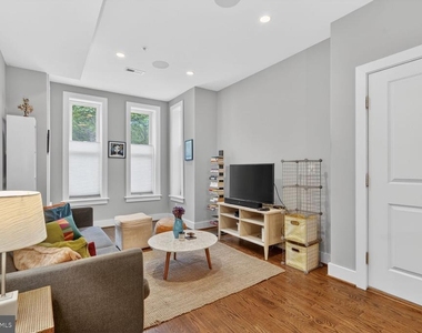 611 2nd Street Ne - Photo Thumbnail 9