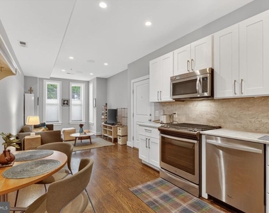 611 2nd Street Ne - Photo Thumbnail 8