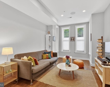 611 2nd Street Ne - Photo Thumbnail 1