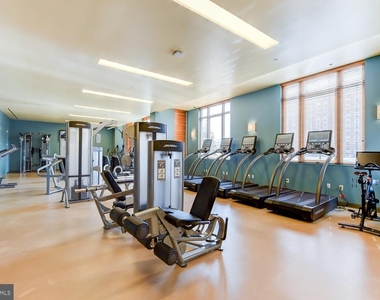 880 New Jersey Avenue Se - Photo Thumbnail 24