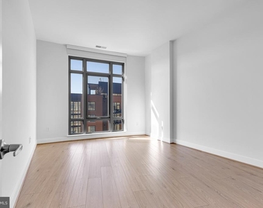880 New Jersey Avenue Se - Photo Thumbnail 12