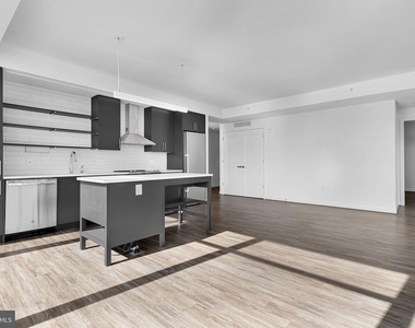 150 I Street Se - Photo Thumbnail 4
