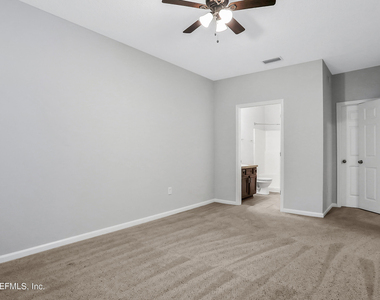 8241 Pelican Landing Road - Photo Thumbnail 16