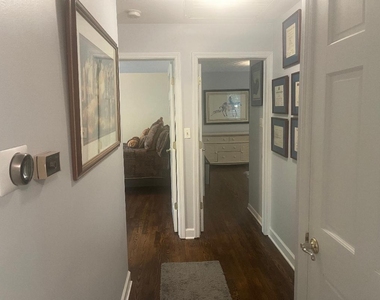 515 E Blodgett Avenue - Photo Thumbnail 25