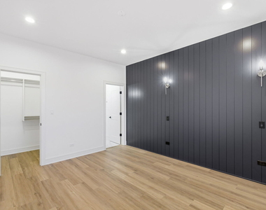 4739 S Indiana Avenue - Photo Thumbnail 12
