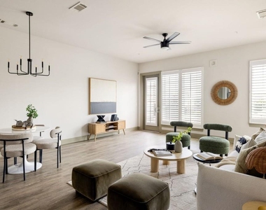 764 Memorial Drive Se - Photo Thumbnail 8