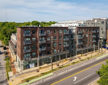 764 Memorial Drive Se - Photo Thumbnail 23