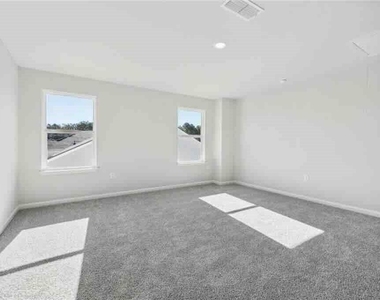 1648 High Falls Lane - Photo Thumbnail 12