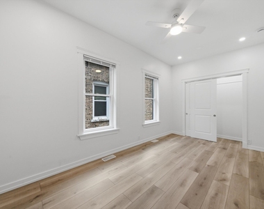 1109 N Kedvale Avenue - Photo Thumbnail 11