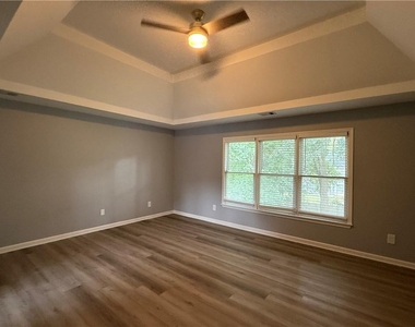 11295 Findley Chase Court - Photo Thumbnail 4