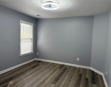 11295 Findley Chase Court - Photo Thumbnail 7