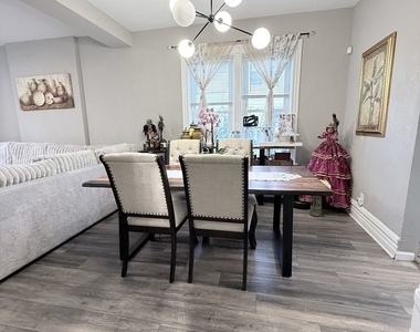 223 W 106th Street - Photo Thumbnail 5