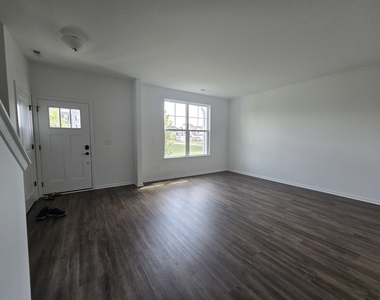 4509 Chelsea Manor Circle - Photo Thumbnail 1