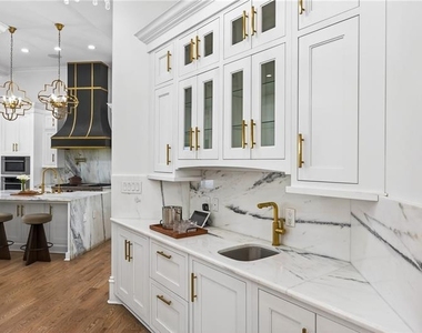 5320 Riverview Road Nw - Photo Thumbnail 9