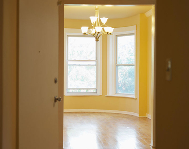 6110 S Kimbark Avenue - Photo Thumbnail 3