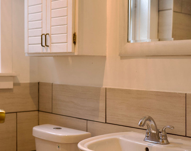 6110 S Kimbark Avenue - Photo Thumbnail 4
