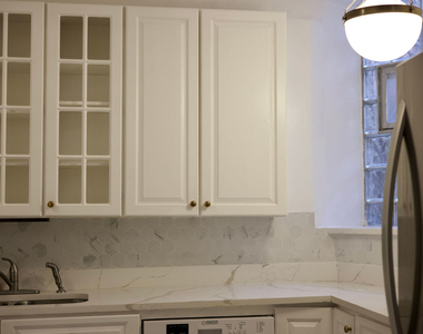 6110 S Kimbark Avenue - Photo Thumbnail 10