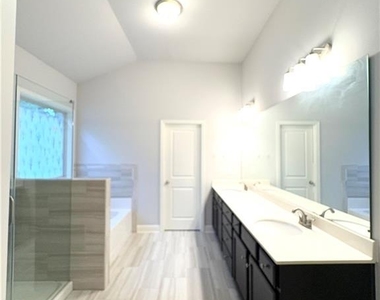 3235 Ivy Farm Path - Photo Thumbnail 27