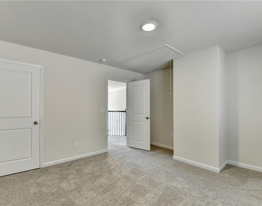 4255 Trinity Oaks Trail - Photo Thumbnail 15