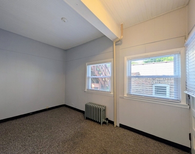 9436 Lincoln Avenue - Photo Thumbnail 12