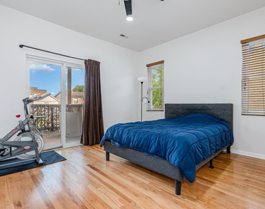 4850 S Champlain Avenue - Photo Thumbnail 7