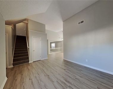 7010 Mahogany Drive - Photo Thumbnail 4