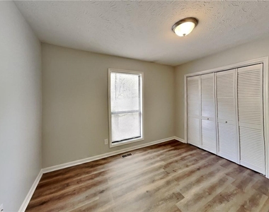 2664 Bomar Road - Photo Thumbnail 7