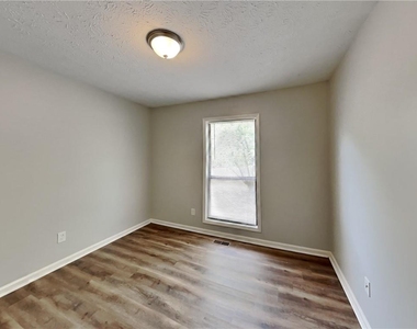 2664 Bomar Road - Photo Thumbnail 10