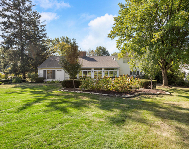 7 Greencroft Drive - Photo Thumbnail 38
