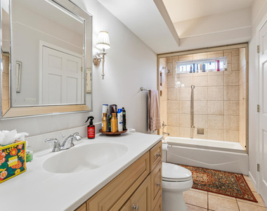 7 Greencroft Drive - Photo Thumbnail 28