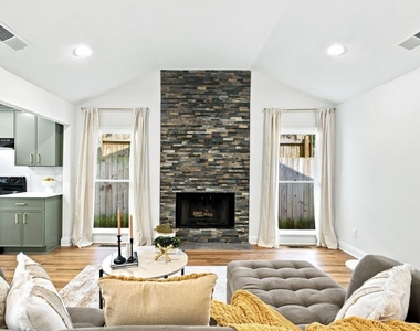 1113 Capital Club Circle Ne - Photo Thumbnail 4