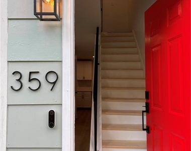 359 Mimosa Drive - Photo Thumbnail 8