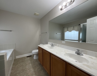 2835 Cattail Court - Photo Thumbnail 20