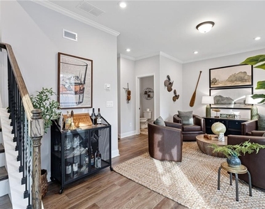 605 Tiller Way - Photo Thumbnail 22