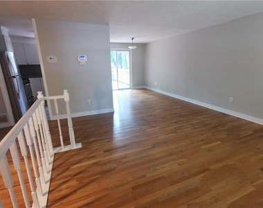 250 Sheringham Drive - Photo Thumbnail 12